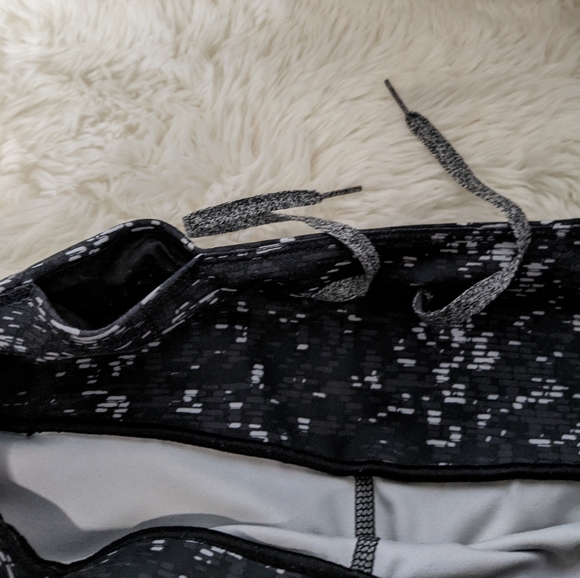 Adidas Energy Running Climalite, black, grey, white, pattern leggings, small - Picture 6 of 12